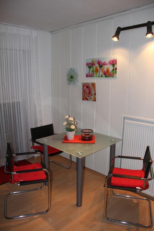 4 Moderne Fewo Nowak-Bals Zur Auswahl ブラウンラーゲ 部屋 写真